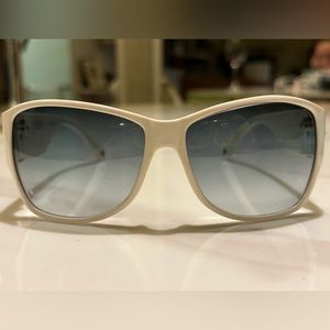 Coach Allie Sunglasses S460 White